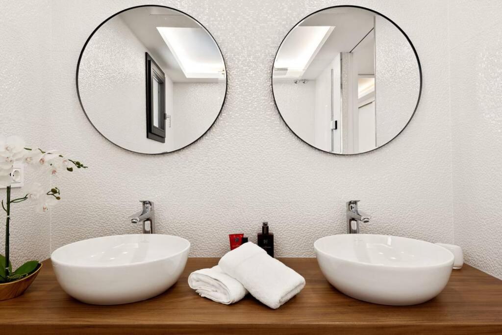 Sunny Modern Perfect Located Apartament